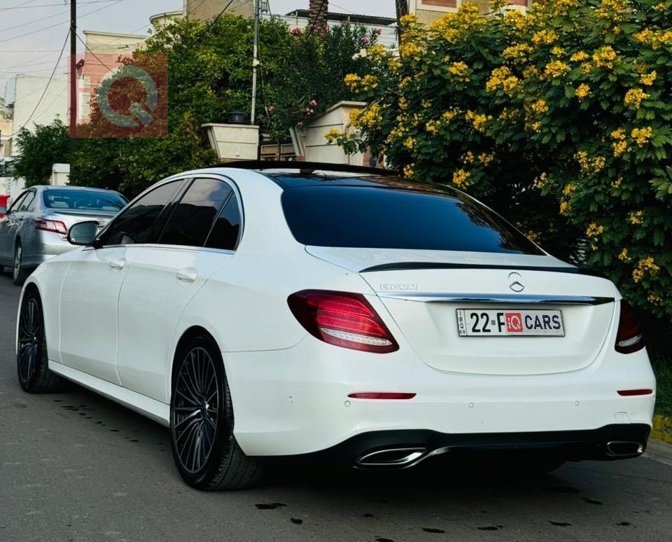 مرسيدس بنز E-Class